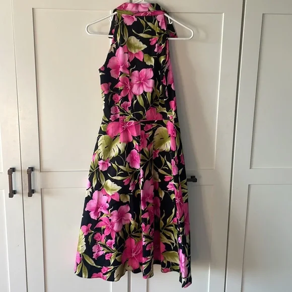 Flower dress - Picture 3 of 6